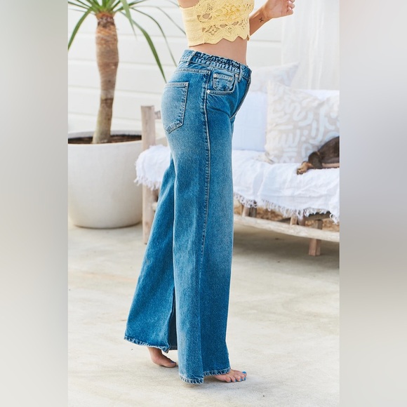 🎉LAST PIECE🎉FREE PEOPLE Lovefool Low Rise Jeans - Picture 12 of 16